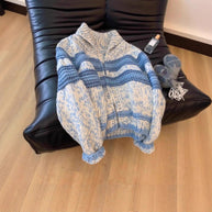 Damen Strickjacke mit breiten Streifen und hochwertigem Reißverschluss WW