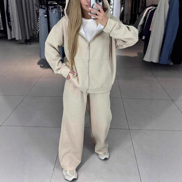 Damen Sportliches Sweat-Outfit mit Kapuze und weiter Passform WW