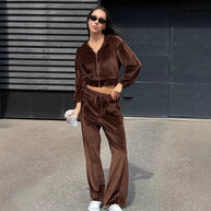 Damen bequemer Sportanzug mit lockerer Passform und Kapuzenjacke WW