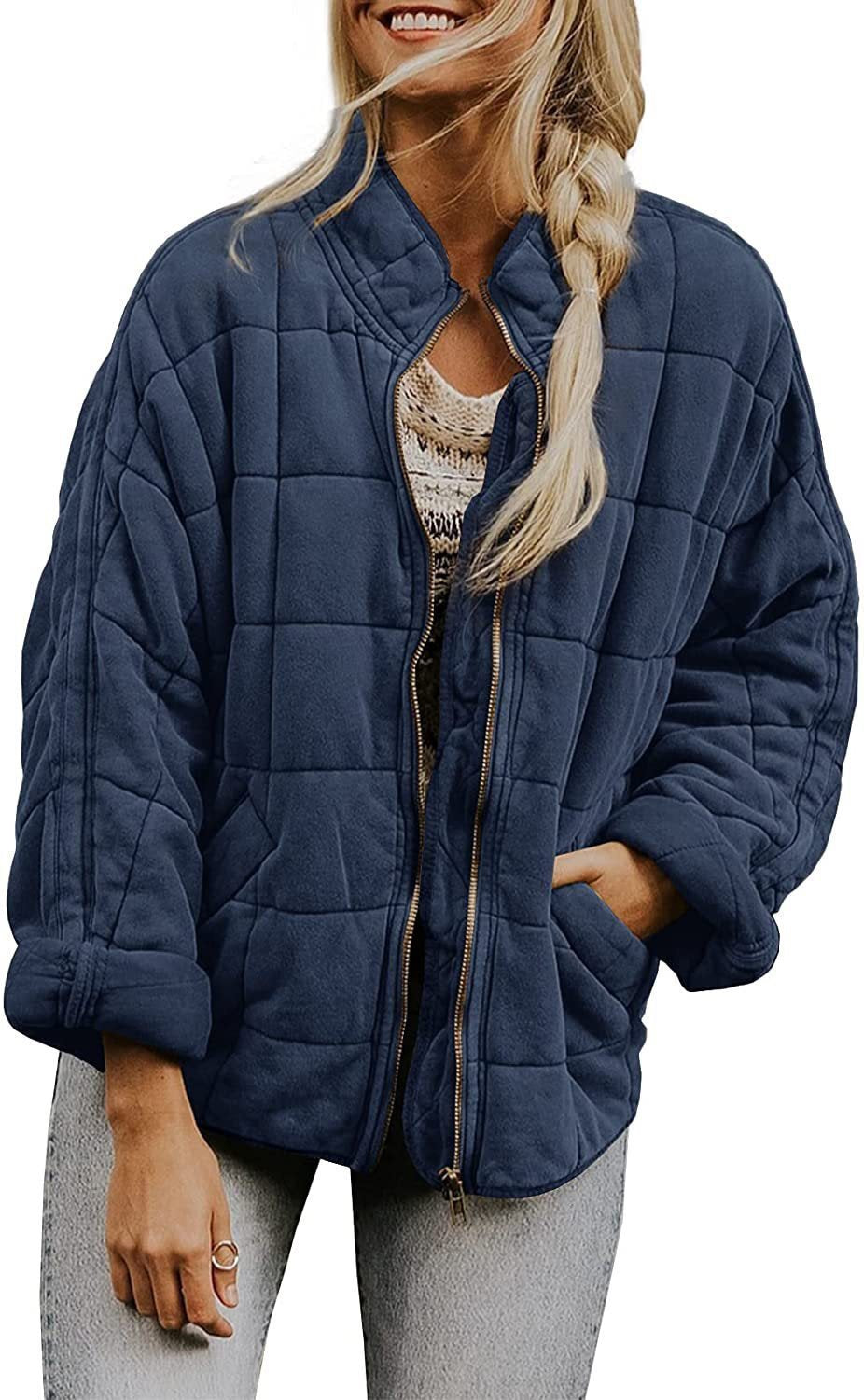 Damen Steppjacke mit hochschließendem Kragen und praktischen Tasche WW