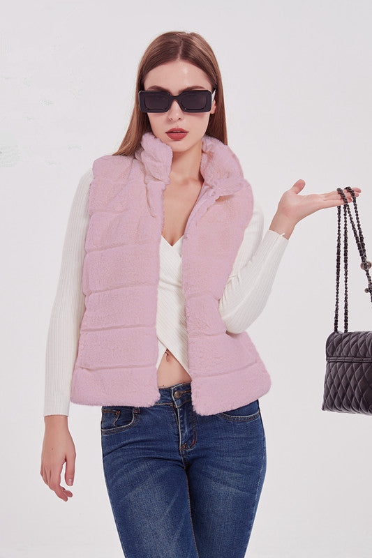 Damen Steppweste mit hohem Kragen und trendigem Schnitt WW