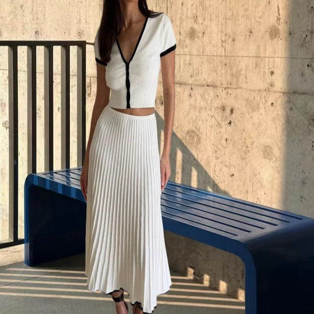 Damen Set aus Rippenstrick-Oberteil und plissiertem Rock WW