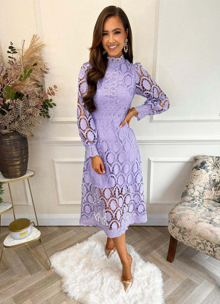 Damen Kleid mit geometrischem Muster und Puffärmeln