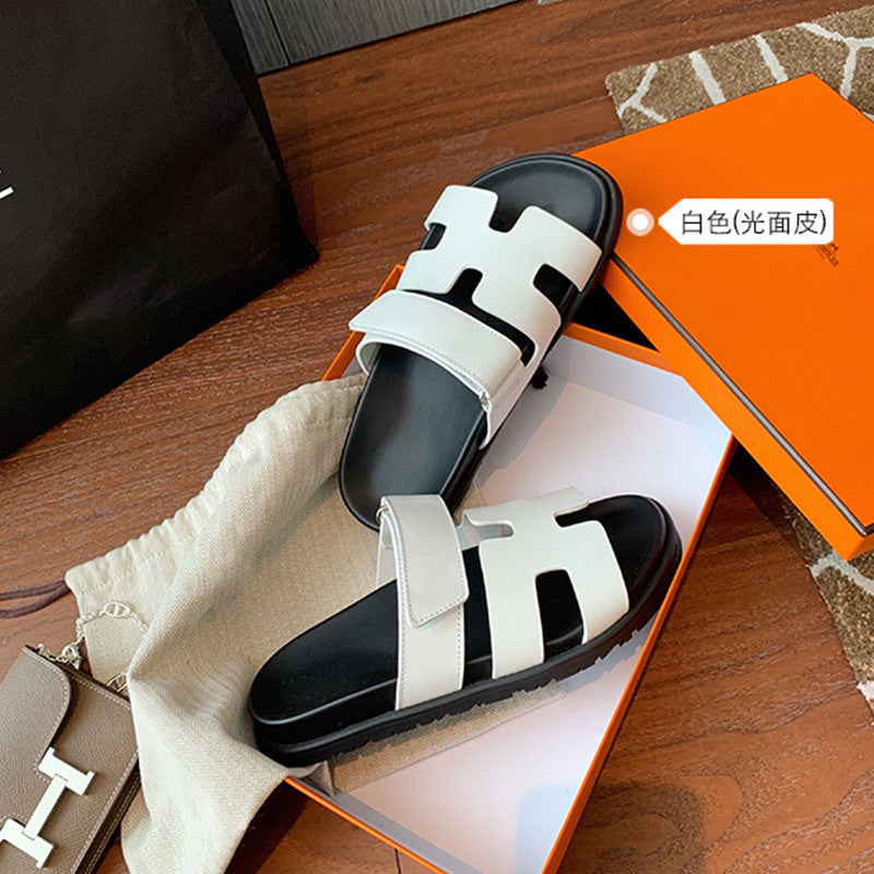 Damen modische Badeschuhe mit breite Riemen und rutschfester Sohle WW