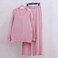 Damen Strickensemble mit feinem Zopfmuster und modernem Schnitt WW