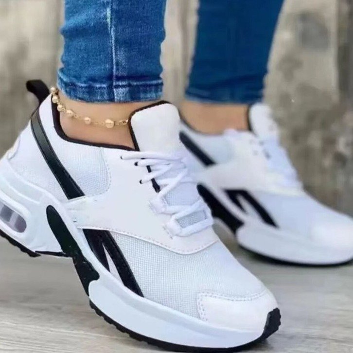 Damen Sportliche Sneakers mit atmungsaktivem Mesh-Obermaterial und dämpfender Sohle W&W