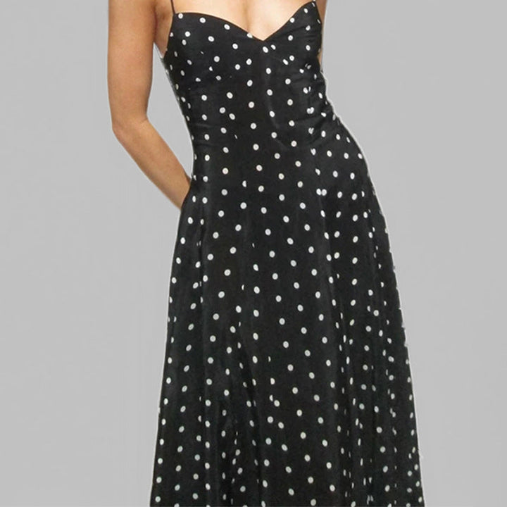 Damen Maxikleid mit zartem Herz-Ausschnitt und verspieltem Punktemuster W&W Mode