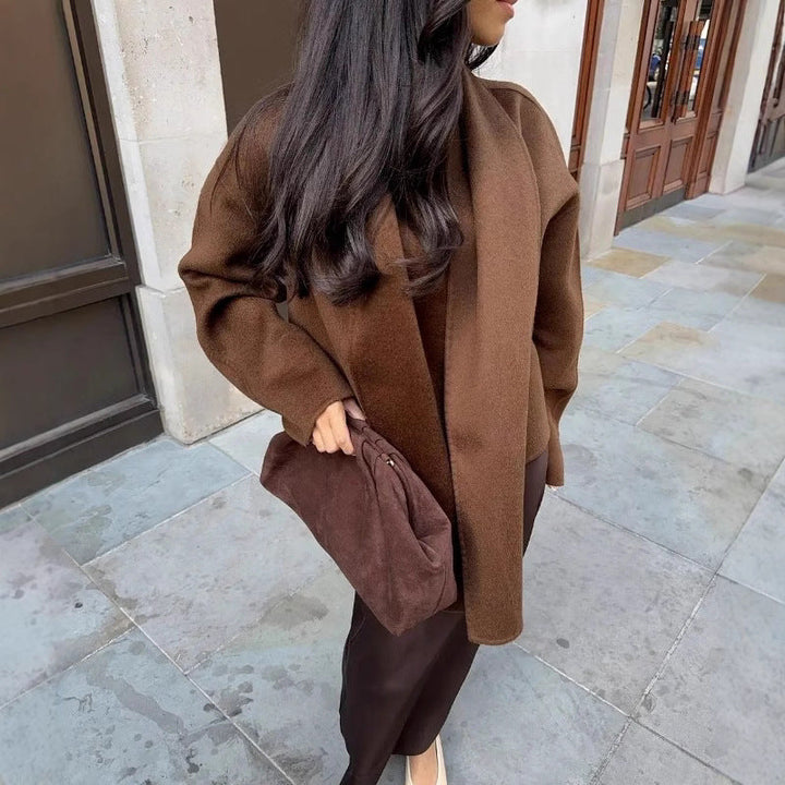 Damen Oversized Jacke mit elegantem Schnitt und passendem Schal W&W Mode