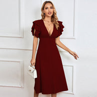 Damen Midikleid mit voluminösen Rüschendetails und tiefem V-Ausschnitt W&W