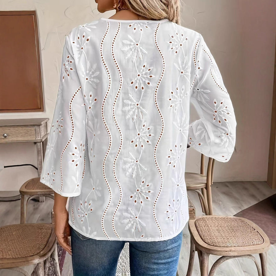 Damen bestickte Bluse mit elegantem V-Ausschnitt und 3/4-Ärmeln WW