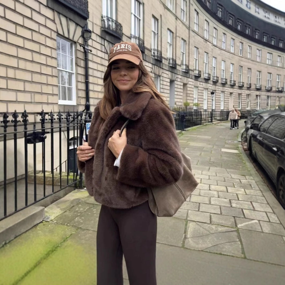 Damen stilvolle Kunstfelljacke mit modischem Revers WW