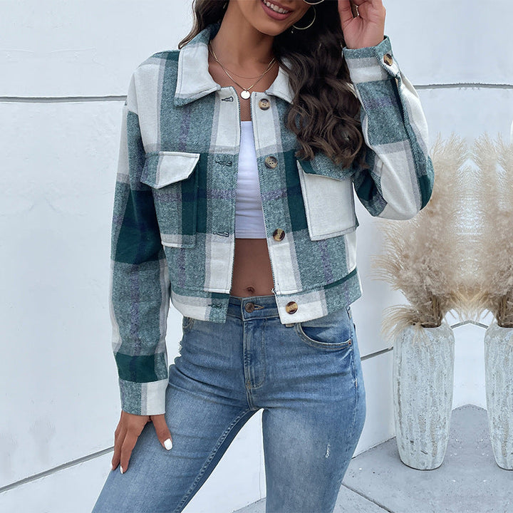 Damen cropped Karo-Jacke mit praktischen Taschen und modischen Details W&W Mode