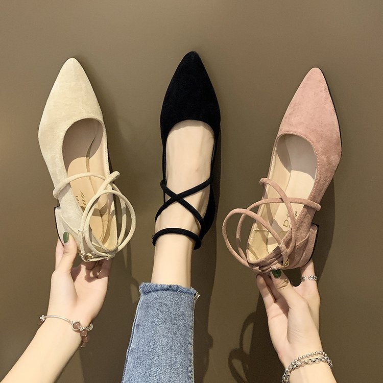 Damen elegante Ballerinas mit klassischem Riemchen-Design und komfortablem Blockabsatz W&W Mode