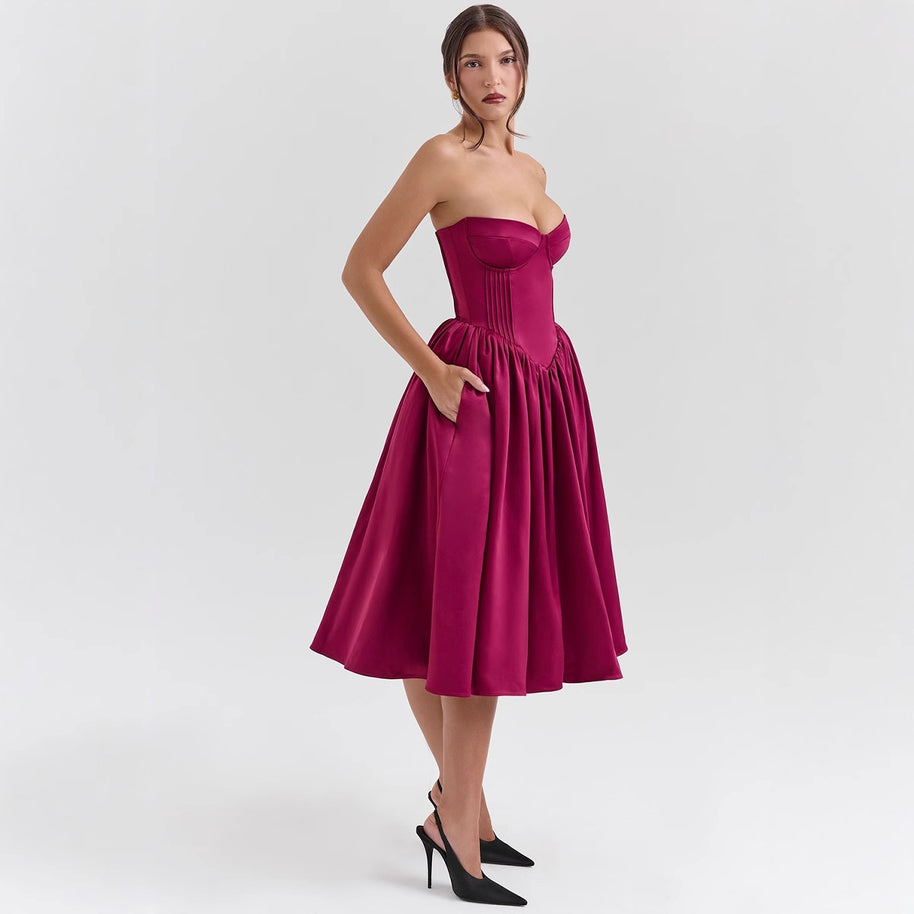 Damen Abendkleid mit strapless Design und voluminösem Rock WW