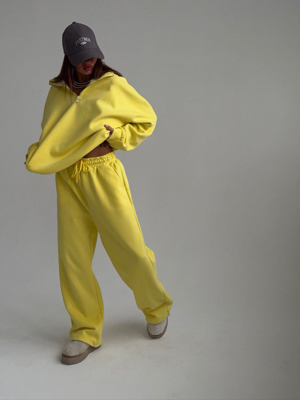 Damen Sportlicher Pullover mit hohem Kragen WW