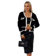 Damen Strickjacke mit Knopfdetails und kontrastierenden Abschlüssen WW