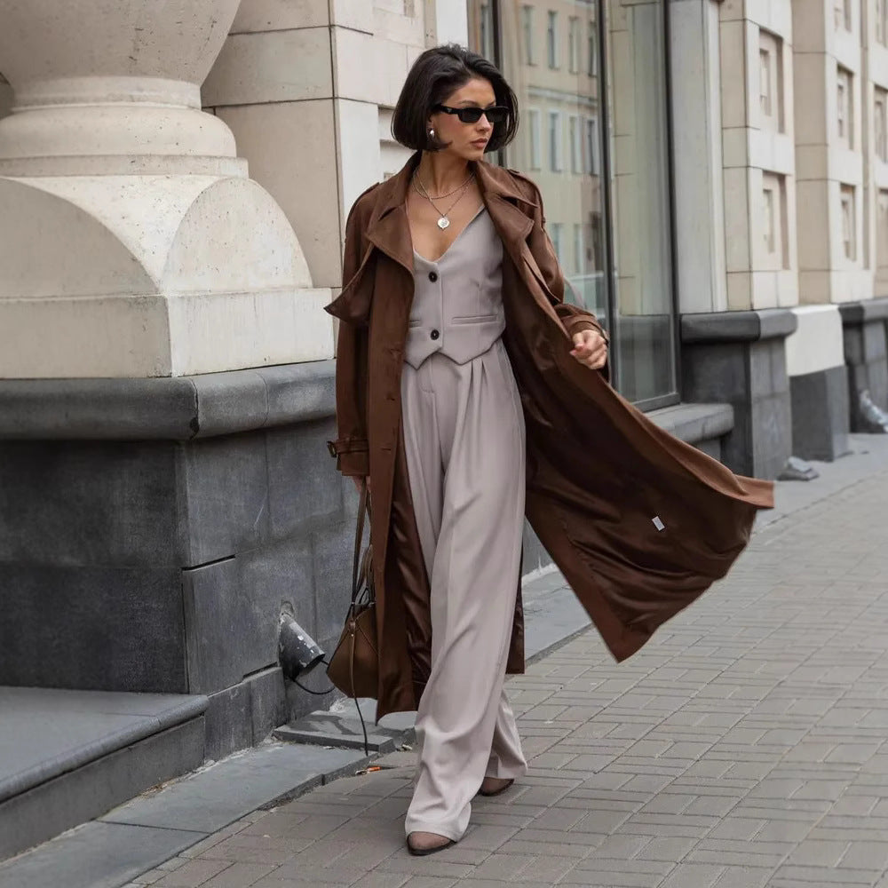 Damen Stilvoller Trenchcoat mit weitem Schnitt und Gürtel WW