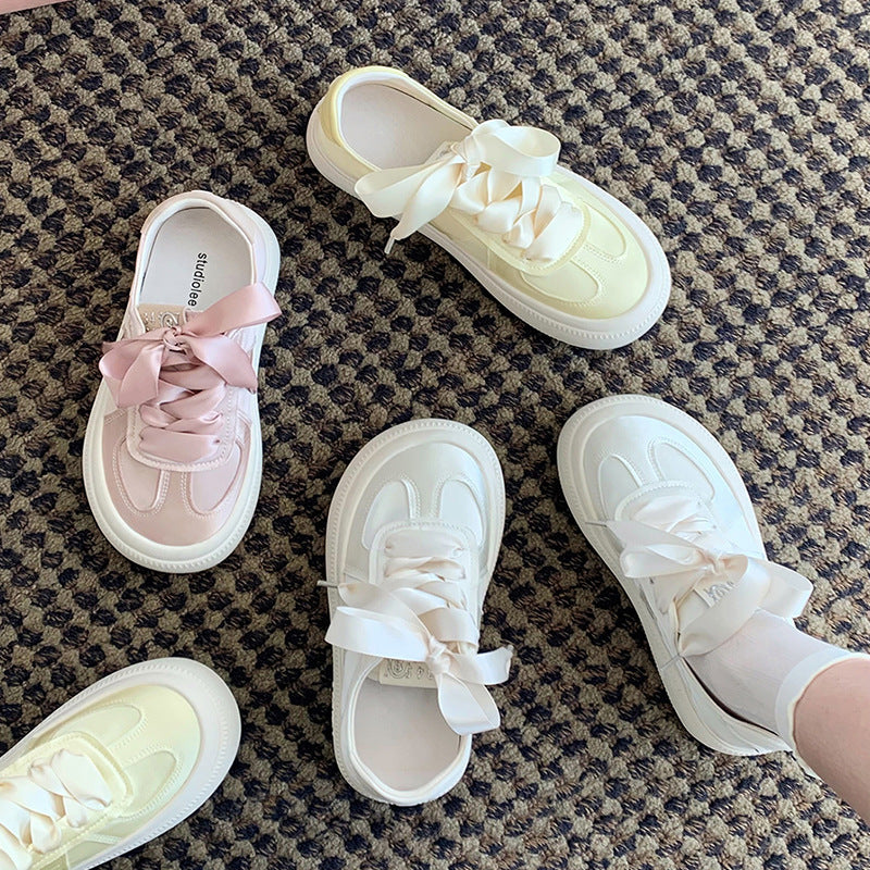 Damen Schnürsneaker mit dekorativen Schleifen und gepolsterter Sohle WW