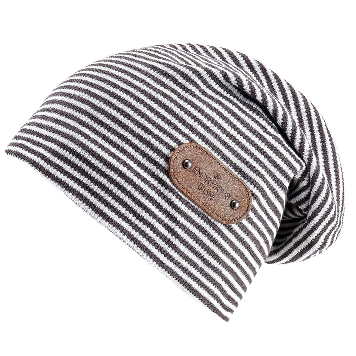 Damen Beanie-Mütze aus weich gestricktem Material mit modischem Streifenmuster W&W Mode