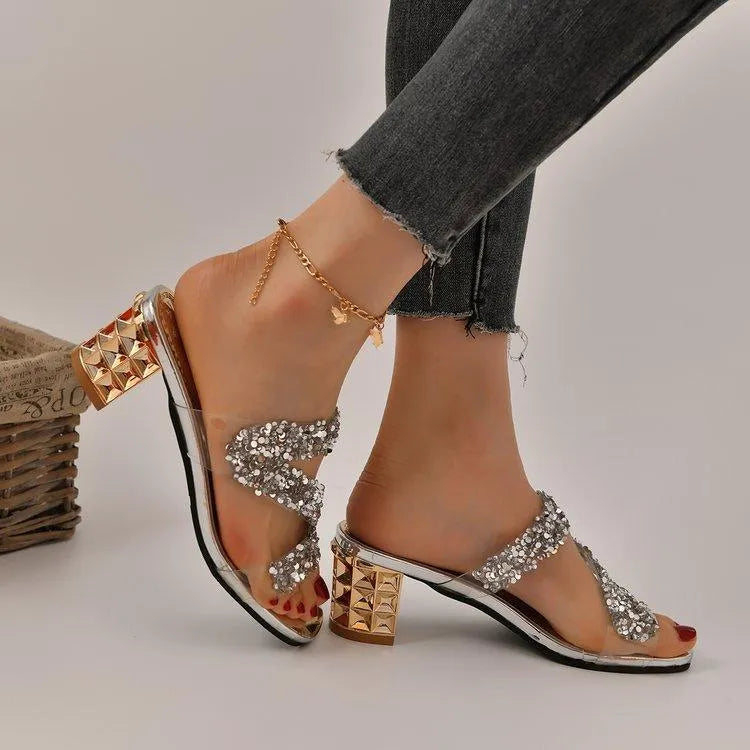 WW | Sandalen mit Absätzen und Pailletten