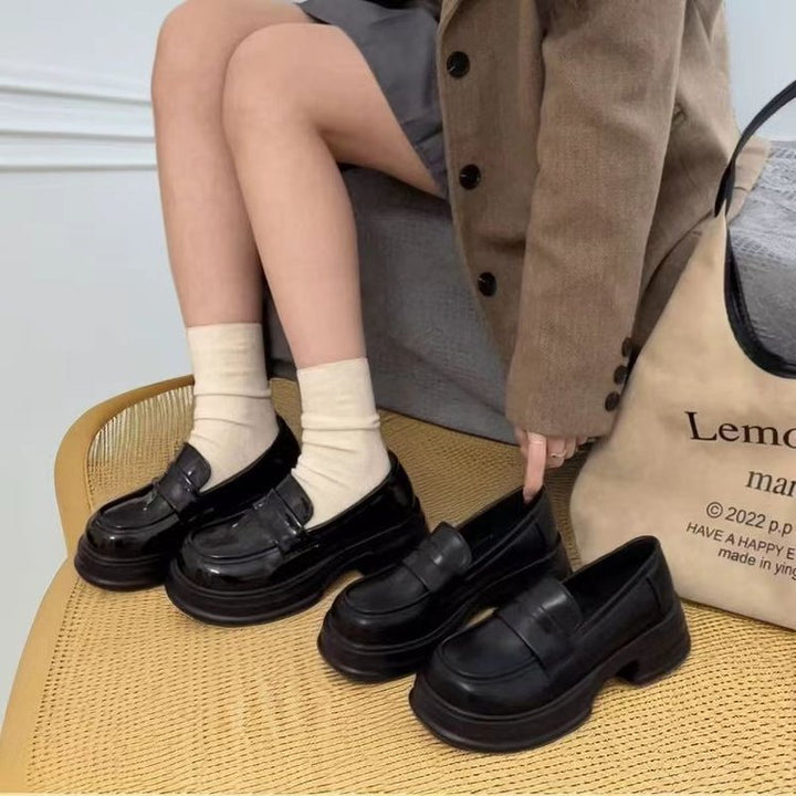 Damen Chunky Mokassins mit integriertem Socken-Design und glänzendem Obermaterial W&W Mode