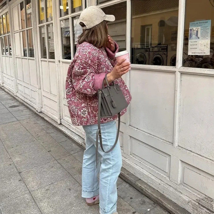 Damen Steppjacke mit floralem Muster und praktischen Taschen WW