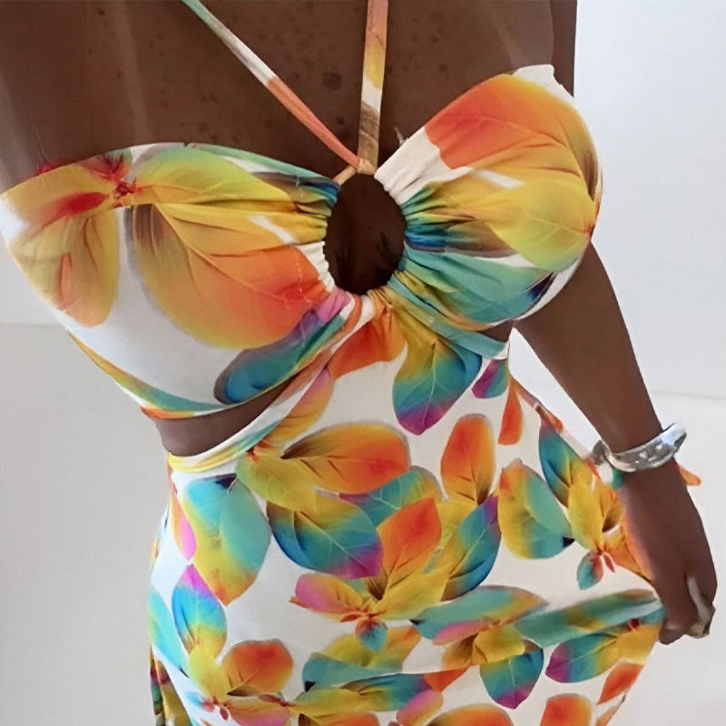 Damen Cut-Out Sommerkleid mit floralem Design und verspieltem Ausschnitt W&W Mode