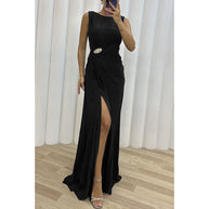 Damen Abendkleid mit eleganter Drapierung und schulterfreier Optik WW