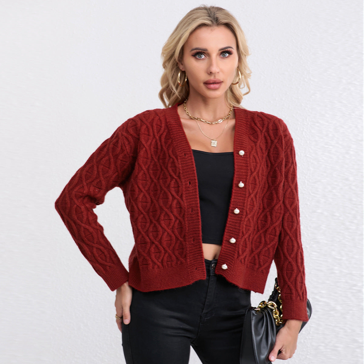 Damen Strickjacke mit strukturiertem Zopfmuster und zarten Knöpfen WW