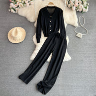 Damen Strickanzug mit weitem Bein und Knopfleiste WW