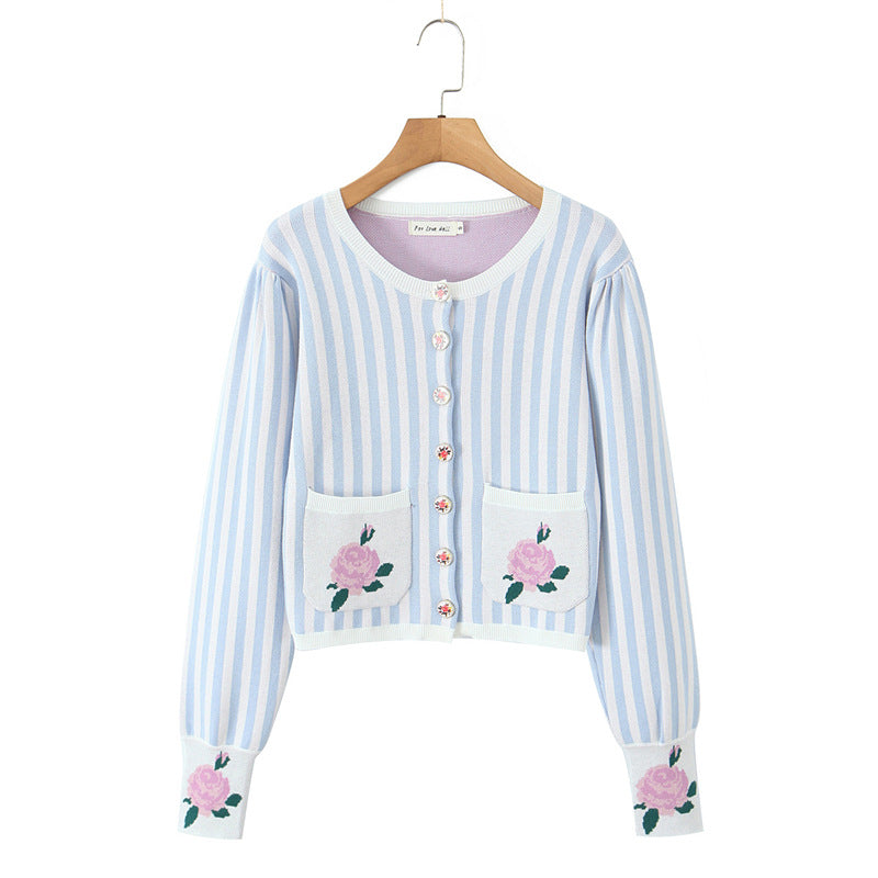 Damen kurzärmlige Strickjacke mit Blumenverzierung W&W Mode