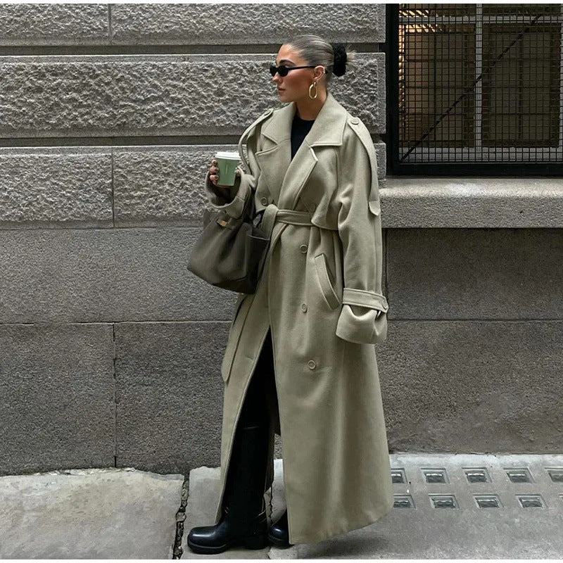 Damen Trenchcoat mit taillierbarem Gürtel und oversized Schnitt WW