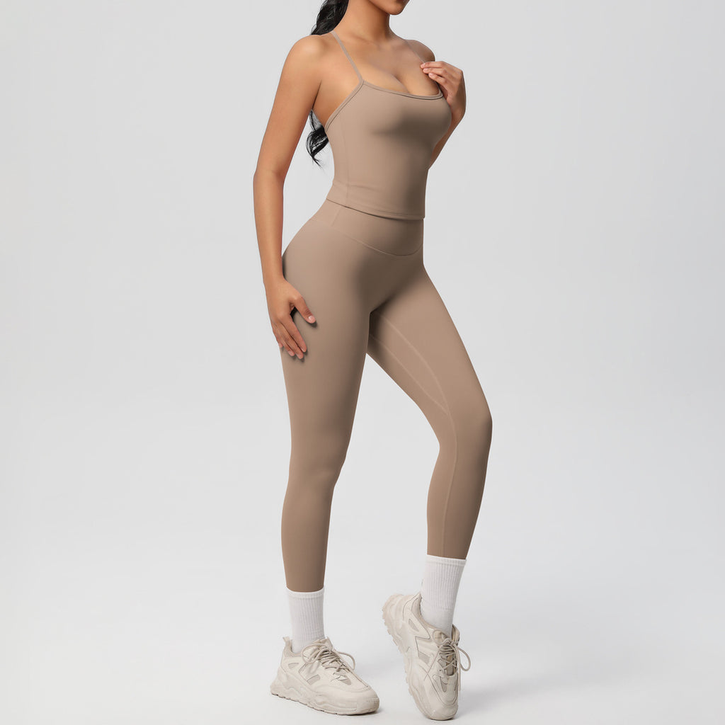 Damen Sportliches Kompressionsoberteil mit Trägern und passender Leggings WW