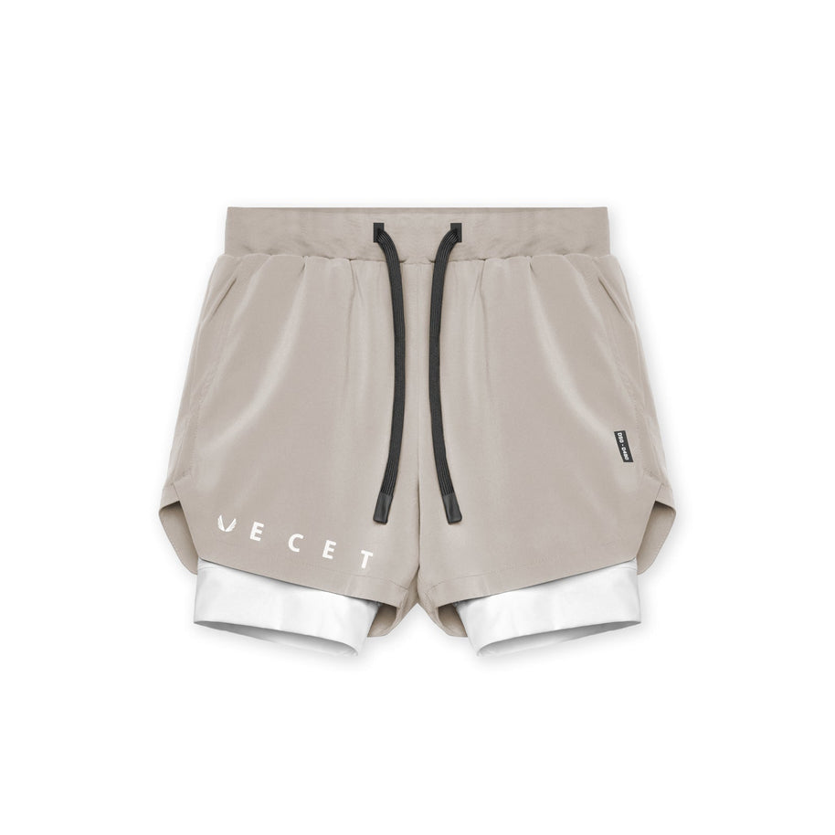 WW | Doppellagige Shorts mit Tasche