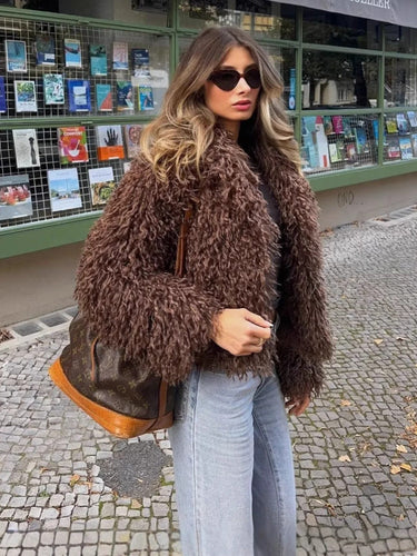 Damen Kuschelige Fleecejacke mit großzügigem Kragen und weichem Innenfutter W&W Mode