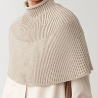 Damen Strick-Cape mit hohem Kragen und feiner Rippstruktur WW