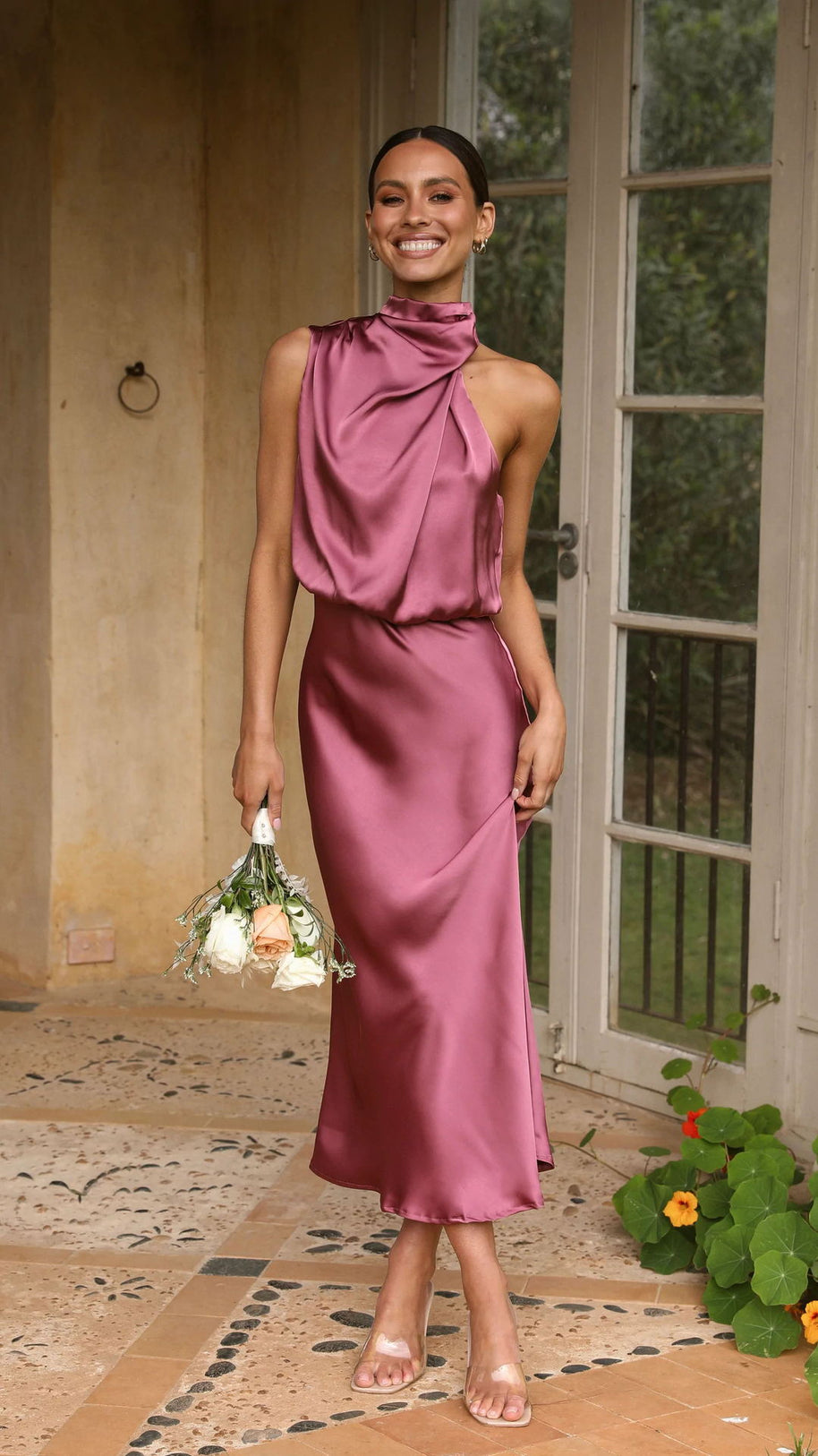 Damen Maxi-Kleid mit asymmetrischem Oberteil und fließendem Satin WW