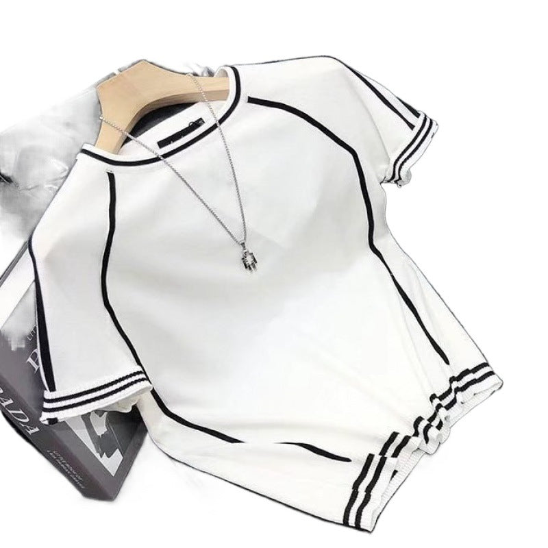 Damen Sportliches Kurzarm-T-Shirt mit Kontrastnähten WW