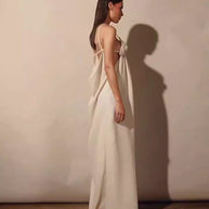 WW | Maxikleid mit V-Ausschnitt und Hohem Blumen-Schlitz