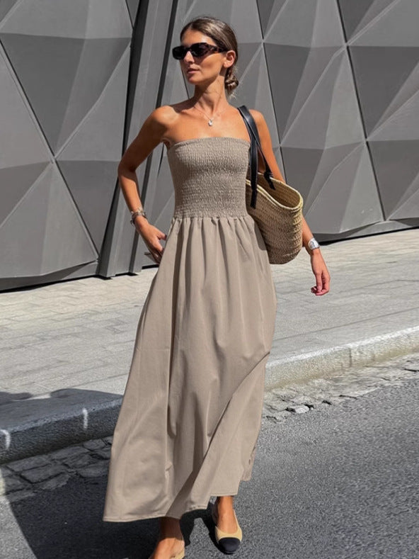 Damen Lange Boho-Strandkleid mit trägerlosem Design und raffiniertem Schnitt WW