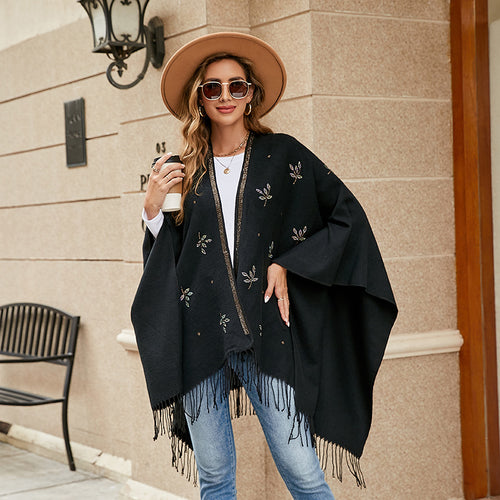 Damen Eleganter Poncho mit floralem Stickmuster und fransigen Kanten WW