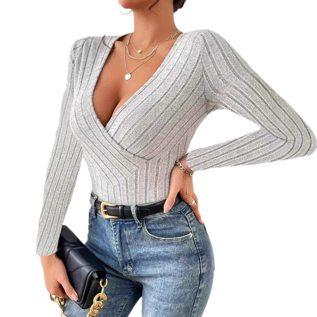 Damen Strickoberteil mit V-Ausschnitt und eleganten Rippdetails WW