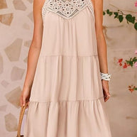 Damen Luftiges Sommerkleid mit Spitzenbesatz und weit geschnittenem Saum WW