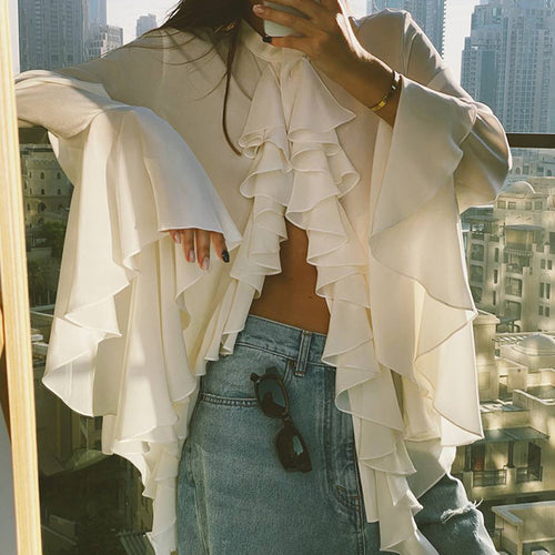 Damen Rüschenshirt mit weit ausgestellten Ärmeln WW