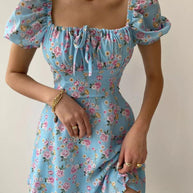 Damen Blütenmuster Mini-Kleid mit Puffärmeln WW