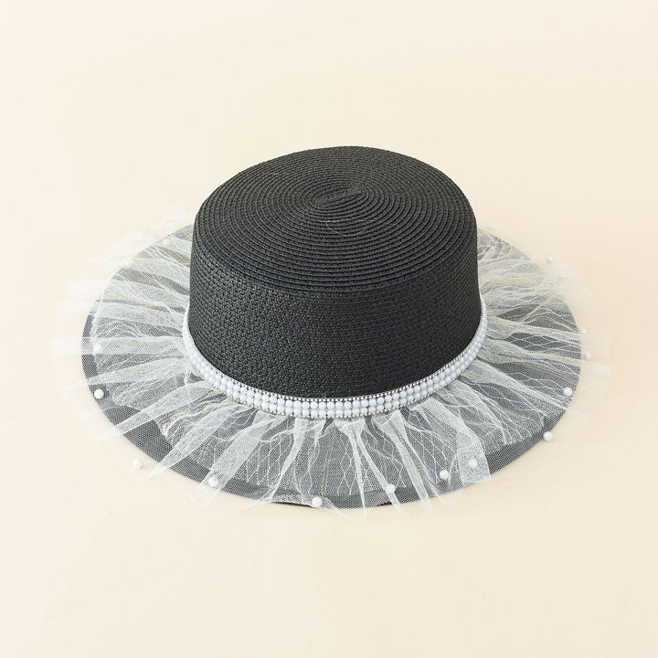 Damen eleganter Sonnenhut mit feinem Tüllbesatz und stilvoller Perlenverzierung W&W Mode