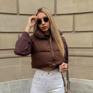 Damen Steppweste mit hohem Kragen und praktischen Taschen WW