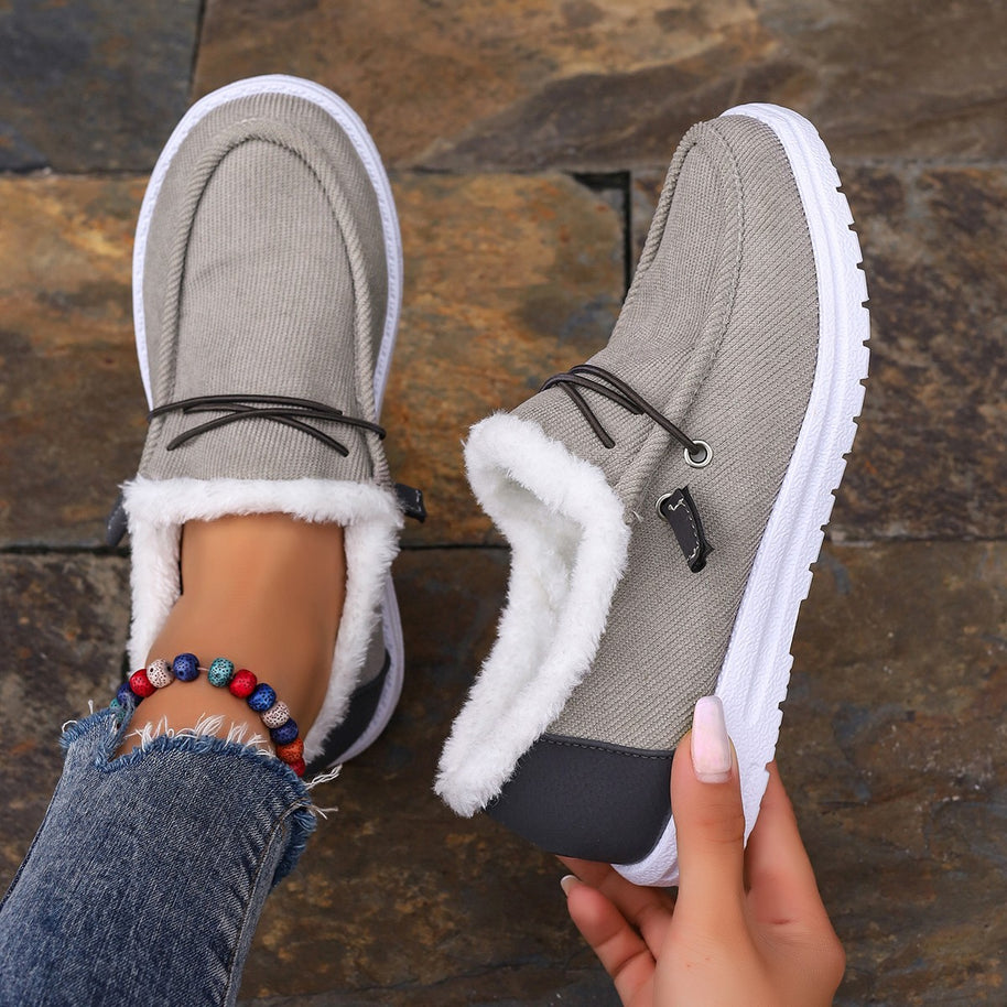 Damen Bequeme Slip-On Clogs mit kuscheligem Innenfutter und flexibler Sohle WW