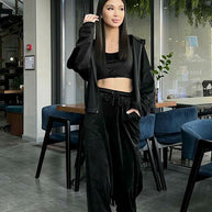 Damen sportliches Freizeit-Set mit cropped Top und weiter Hose WW