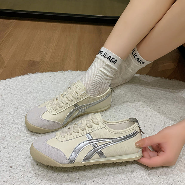 Damen Sportliche Sneakers im Retro-Design mit kontrastierenden Farbakzenten WW